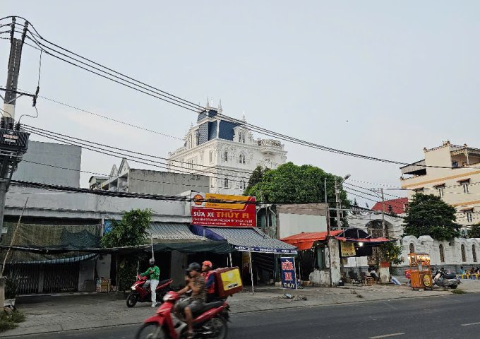 Bán nhà 56m*48m, nhỉnh 45 tỷ, mặt tiền Phạm Hữu Lầu, Quận 7