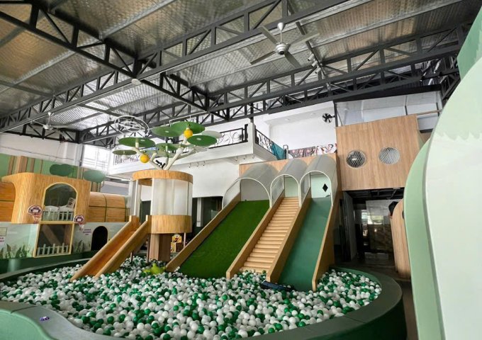 CHÍNH CHỦ CẦN NHƯỢNG LẠI TẤT CẢ ĐỒ TRONG KHU VUI CHƠI