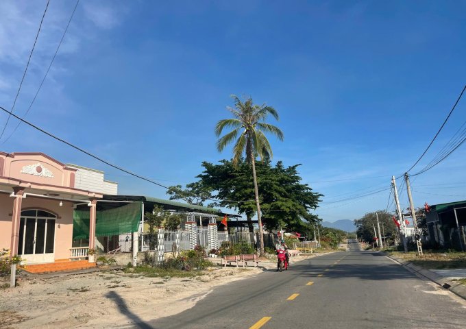 Bán đất mặt tiền Trưng Trắc - Tân An - TX LaGi giá mềm 1.6 tỷ sổ riêng