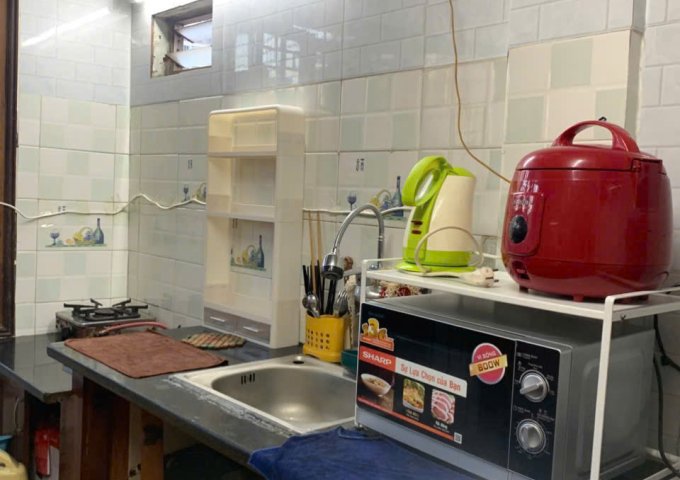 Chính chủ cần cho thuê nhà tầng 5 Địa chỉ: Nhà số 12, ngõ 15/24 đường Phương Mai Đống Đa Hà Nội