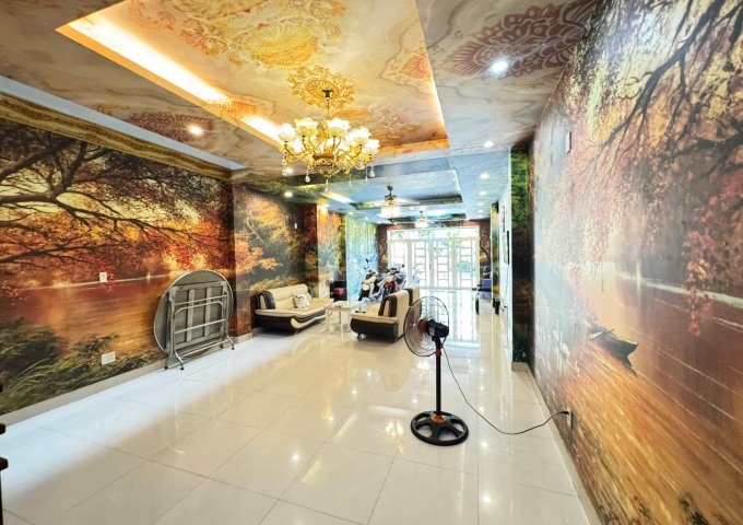 Bán Biệt Thự KDC Nam Long, Tân Thuận Đông
Q7, 120M2, 4PN chỉ 18,2 tỷ