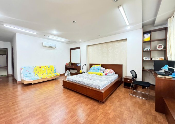 Bán Biệt Thự KDC Nam Long, Tân Thuận Đông
Q7, 120M2, 4PN chỉ 18,2 tỷ