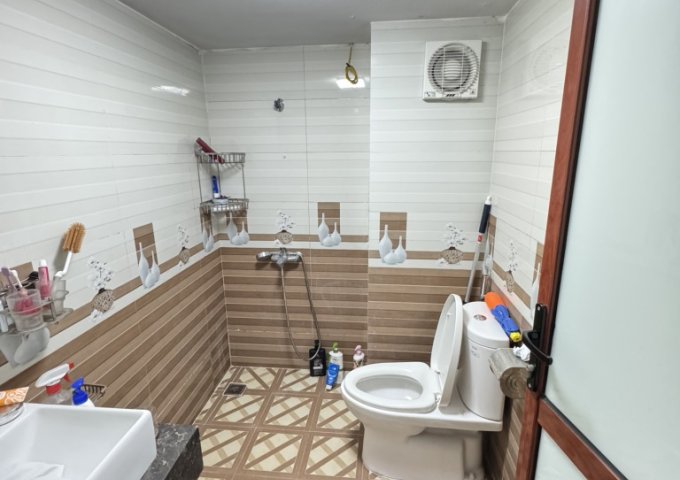 NHÀ ĐỊNH CÔNG THƯỢNG, HOÀNG MAI, Ô TÔ QUA NHÀ, 3 BƯỚC RA PHỐ, 52M2, 13.5 TỶ(CTL)