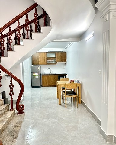 CHO THUÊ NHÀ NGUYÊN CĂN PHỐ TÂY VĂN CAO (NGÕ 302 VĂN CAO) ♦