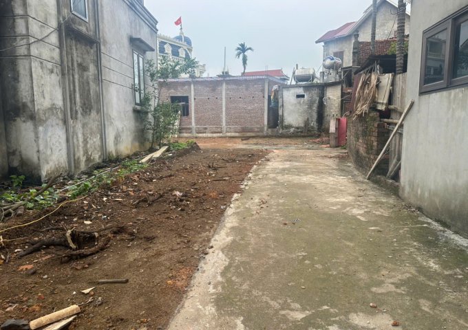 Bán lô đất 320m đông phương yên chương mỹ ,tiện ích ngập tràn cách ql6 chỉ 500m giá tốt