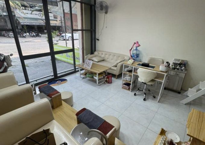 Chính chủ cần sang mặt bằng gần sân banh Đồng Nai phường Tân Hiệp