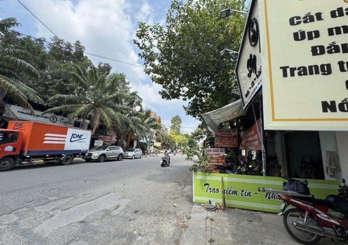 Chính chủ cần sang mặt bằng gần sân banh Đồng Nai phường Tân Hiệp