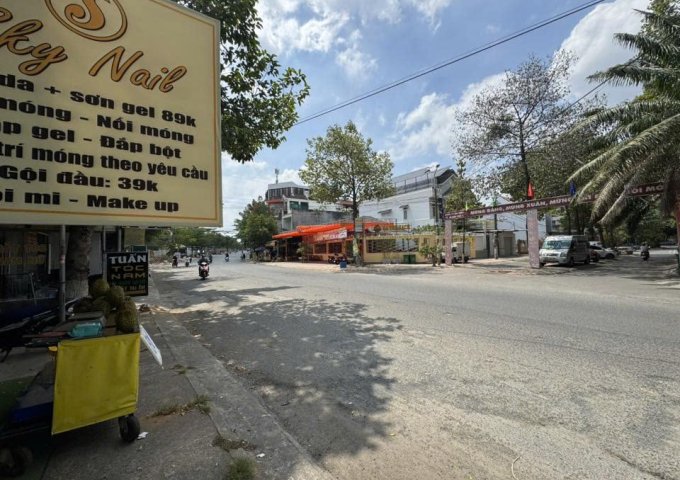 Chính chủ cần sang mặt bằng gần sân banh Đồng Nai phường Tân Hiệp
