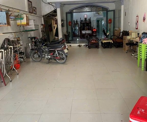 BÁN NHÀ MẶT TIỀN ĐƯỜNG NHỰA XE TẢI THÔNG