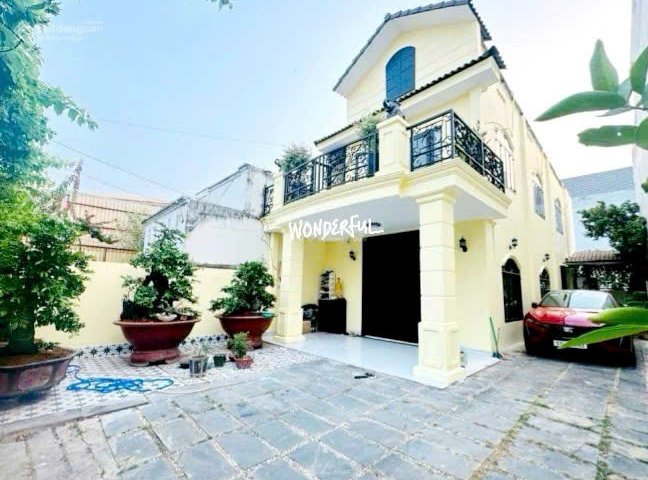 BÁN BIỆT THỰ NGỌC THỤY - LONG BIÊN - HÀNG XÓM PHỐ CỔ 180M2 – GIÁ CHỈ 45 TỶ! ✨🏡