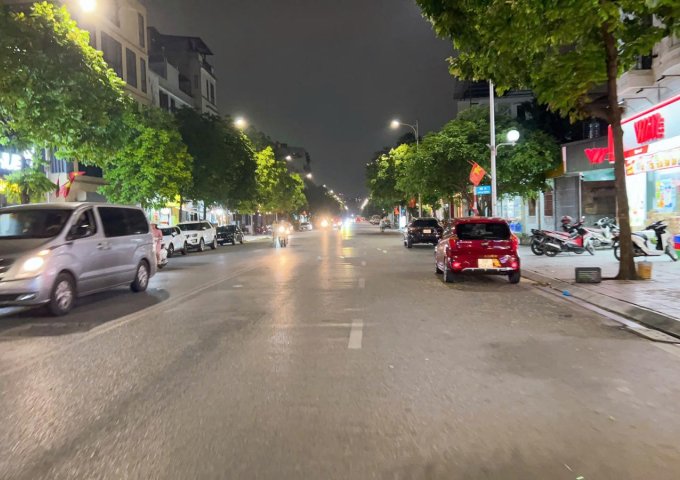 GIÁ ĐẦU TƯ, BÁN ĐẤT TẶNG NHÀ CẤP 4 NGỌC THỤY 55M, MT 6.2M, NỞ HẬU, LÔ GÓC, Ô TÔ THÔNG, KD.