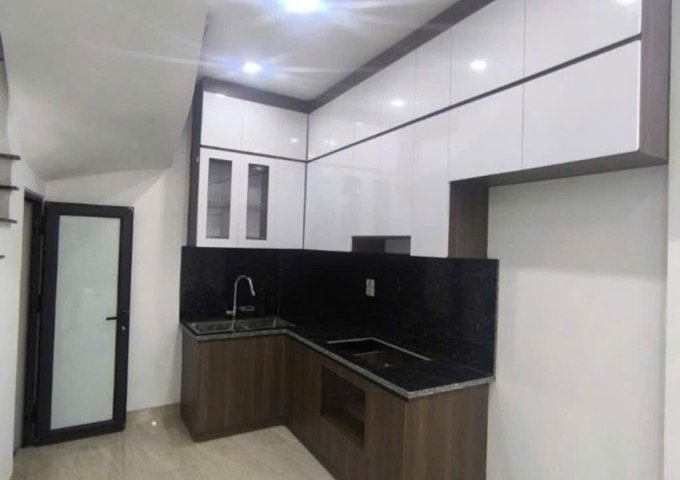 💥 6.25 TỶ - BÁN NHÀ NGỌC THỤY 30M2 - 5 TẦNG NHÀ ĐẬP HỘP