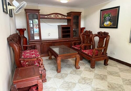 Chính chủ cho  thuê nhà 3 tầng mặt đường Đội Cấn, Ba Đình, Hà Nội