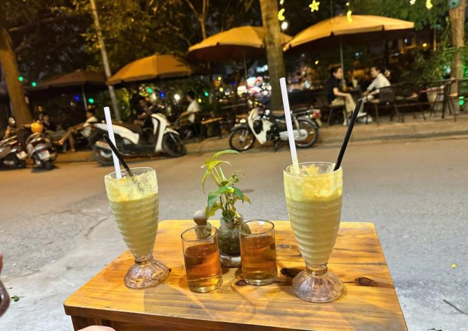 SANG NHƯỢNG QUÁN CÀ PHÊ MẶT PHỐ PHƯƠNG MAI Đống Đa, Hà Nội CƠ HỘI ĐẦU TƯ HOÀN HẢO