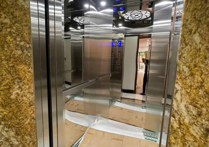 Bán nhà ngõ 7 số 55 phùng Chí Kiên dt 45 m2 x 6 t ô tô vào giá 14,7 tỷ 