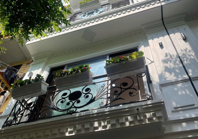 Bán nhà ngõ 7 số 55 phùng Chí Kiên dt 45 m2 x 6 t ô tô vào giá 14,7 tỷ 