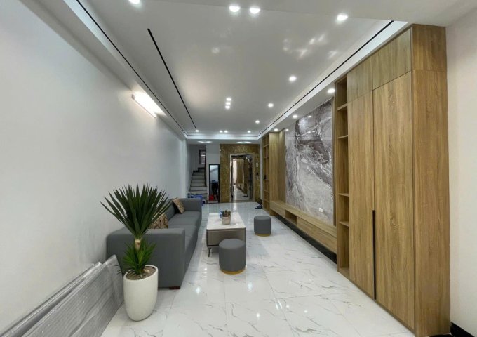 Bán nhà ngõ 7 số 55 phùng Chí Kiên dt 45 m2 x 6 t ô tô vào giá 14,7 tỷ 