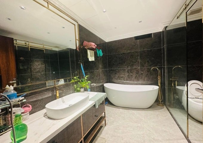 CỰC HIẾM-Bán nhà Mặt Phố Yên Hòa 50m2/7T Thang máy, MT siêu rộng 7m 27 Tỷ