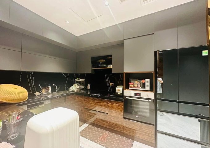 CỰC HIẾM-Bán nhà Mặt Phố Yên Hòa 50m2/7T Thang máy, MT siêu rộng 7m 27 Tỷ