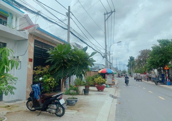 Bán nhà mặt tiền vừa ở vừa buôn bán nhỏ Thạnh Lộc 31 Quận 12  