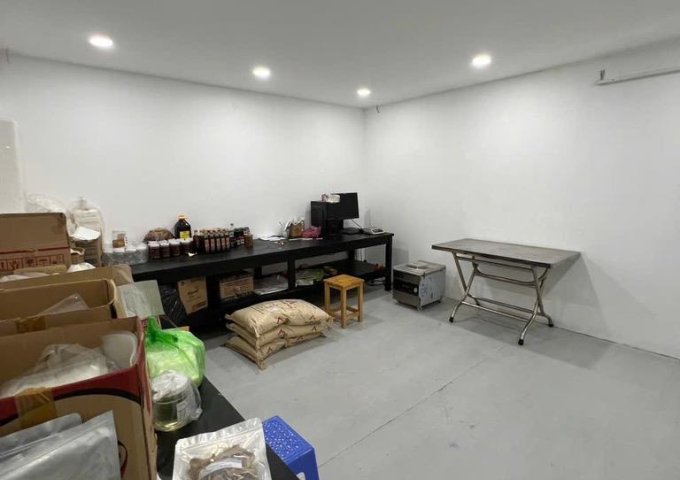 MẶT TIỀN KINH DOANH 4 TẦNG ĐƯỜNG NGUYỄN PHÚC CHU QUẬN TÂN BÌNH, HƠN 117M2, NGANG 6M, KINH DOANH ĐA NGÀNH; GIÁ CHỈ 2X TỶ.