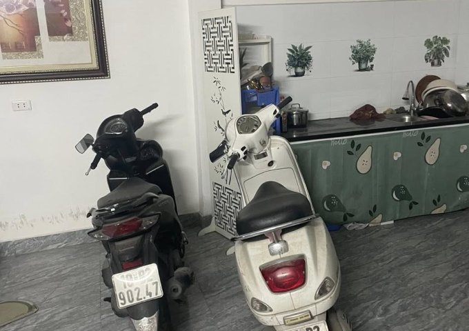 Cho thuê căn hộ ngõ 214 Nguyễn Xiển, Thanh Xuân, tầng 4 giá 3tr2