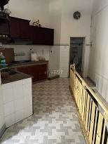 Cho thuê nhà nguyên căn mặt tiền đường Nguyễn Duy Dương, Phường 8, Quận 5.