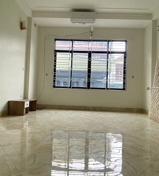 Cho thuê nhà nguyên căn ngõ 266 Nguyễn Văn Cừ, 34m2, 5 tầng
