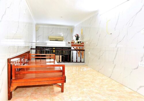 Cho thuê nhà riêng Ngõ 91 Dương Quảng Hàm, Cầu Giấy, Hà Nội.