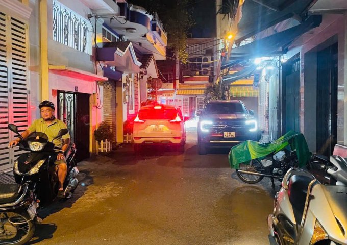 MẶT TIỀN ĐƯỜNG SỐ KHÁNH HỘI 

 XE HƠI TRƯỚC NHÀ 
CÓ 5 TỶ