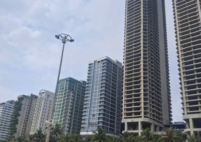 - Chính Chủ, Đất Phú Mỹ an FPT, đối diện dãy khu phức hợp căn hộ cao cấp, đường thông ra sông, đi bộ vài phút ra bãi tắm tân trà.