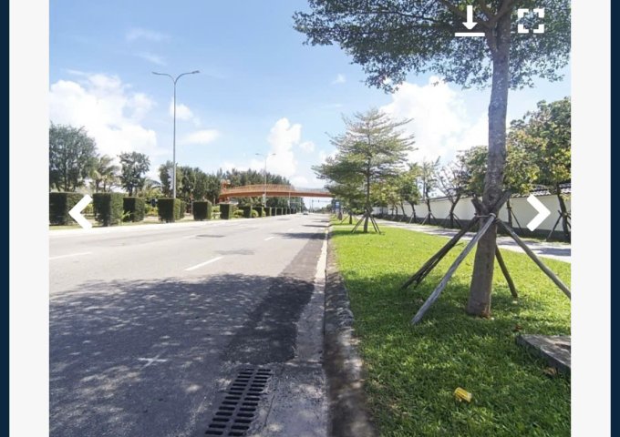 - Chính Chủ, Đất Phú Mỹ an FPT, đối diện dãy khu phức hợp căn hộ cao cấp, đường thông ra sông, đi bộ vài phút ra bãi tắm tân trà.