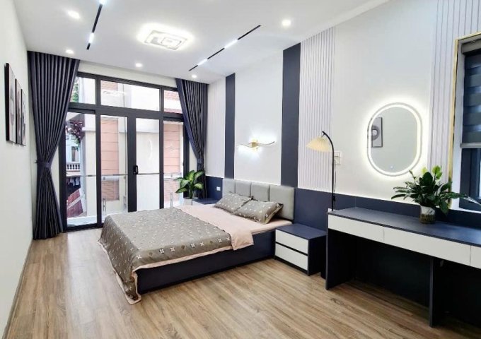 NHÀ ĐẸP phố Đội Cấn - Ba Đình 40m2 x 4 tầng, mặt tiền 3.5m, chỉ 9.6 tỷ. TL