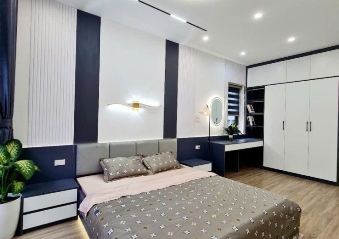 NHÀ ĐẸP phố Đội Cấn - Ba Đình 40m2 x 4 tầng, mặt tiền 3.5m, chỉ 9.6 tỷ. TL