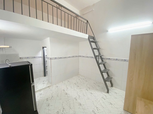 CẦN NHƯỢNG LẠI CĂN HỘ GÁC – FULL NỘI THẤT – QUẬN 7