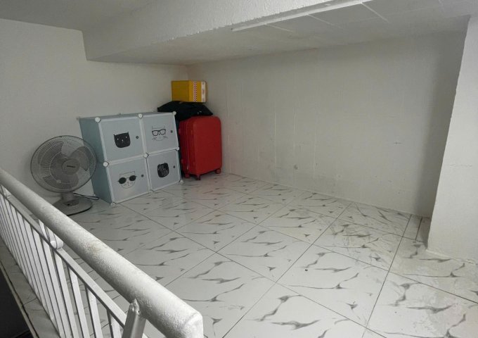 CẦN NHƯỢNG LẠI CĂN HỘ GÁC – FULL NỘI THẤT – QUẬN 7