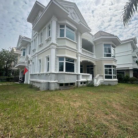 Bán biệt thự lâu đài Chateau diện tích 567,2m² Phú Mỹ Hưng Quận 7