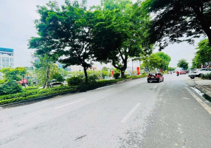 12,9 TỶ - MẶT PHỐ ĐƯỜNG LÁNG - VIP - GIÁ SIÊU NGON - VỈA HÈ RỘNG MIÊN MAN - ĐƯỜNG 8 LÀN XE CHẠY - KINH DOANH ĐA DẠNG - HIỆU SUẤT CHO THUÊ CAO. ** Vị t