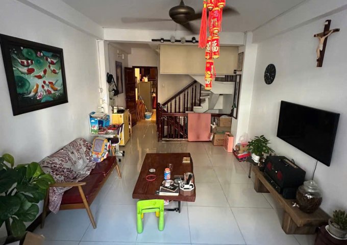 Kẹt tiền cần bán nhà mặt tiền đường Bà Hạt quận 10, dt 3.5x14m, nhà 4 lầu - giá chỉ 16 tỷ