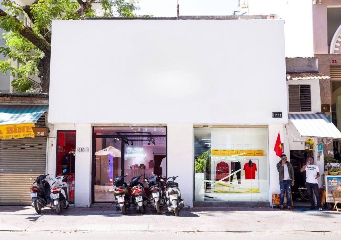 SANG SHOP MẶT TIỀN NGUYỄN TRÃI – NGUYÊN CĂN RỘNG 8M – VỊ TRÍ ĐẮẮẮC ĐỊA CHO THƯƠNG HIỆU THỜI TRANG!