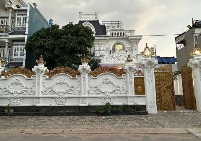 Bán nhà mặt tiền 3 tầng 15x20m giá 25 tỷ Đường Phạm Văn Sáng