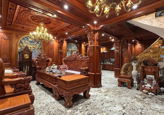 Bán nhà mặt tiền 3 tầng 15x20m giá 25 tỷ Đường Phạm Văn Sáng