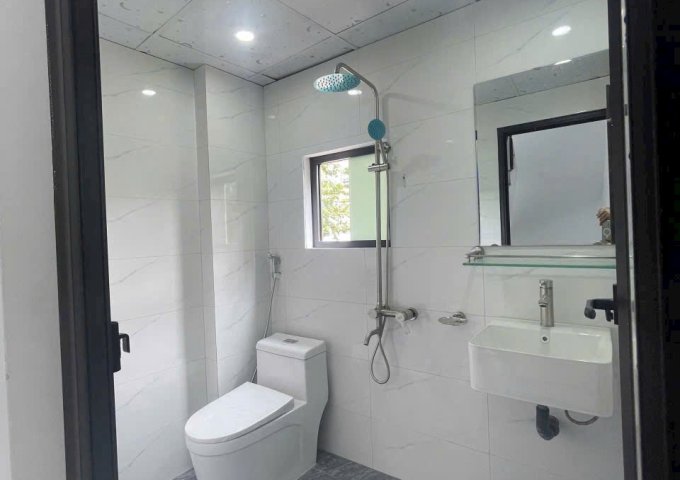 Bán nhà xã Đại Thành huyện Quốc Oai, ô tô đỗ cửa, DT 60m2, 3 tầng, giá 3.9 tỷ, gần Quận Hà Đông