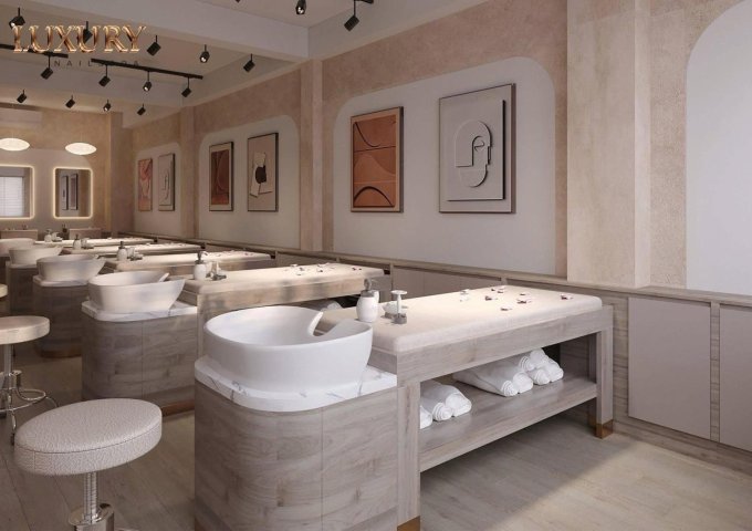 CẦN SANG GẤP TIỆM NAIL & SPA - VỊ TRÍ VÀNG ĐỐI DIỆN NHÀ THỜ TÂN ĐỊNH