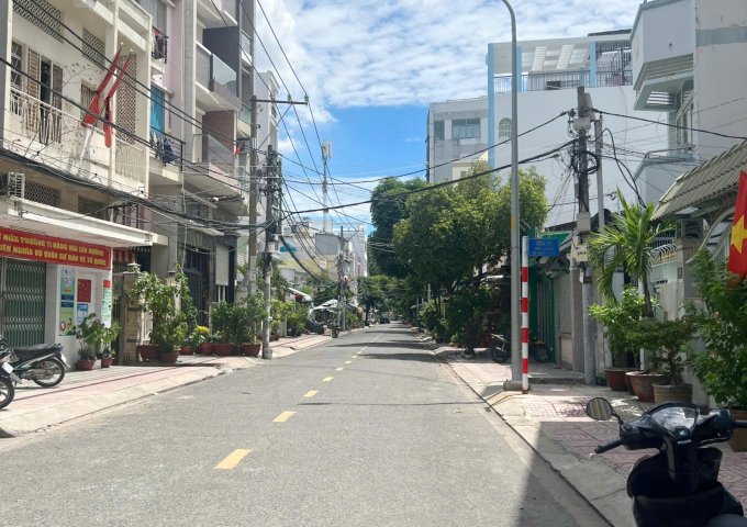 Nhà 7 tầng góc 2 mặt tiền đường Ưu Long P11 Q8. Giá 17 tỷ