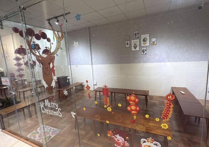 Chủ quán đang cần sang nhượng cửa hàng tại địa chỉ 149 Đại lộ 3, Phước Bình, Thủ Đức.