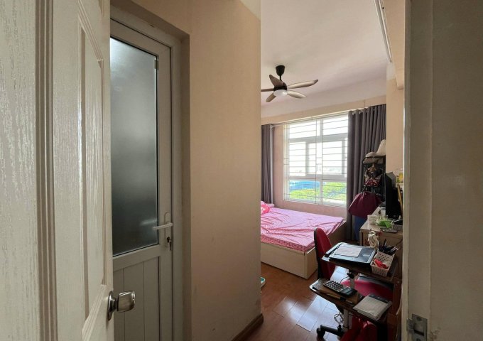 Bán chung cư thang máy CT18 Happy House Việt Hưng-Long Biên-95m 3n2wc tầng cao-sẵn sổ-giá 4.75 tỷ (bao phí)