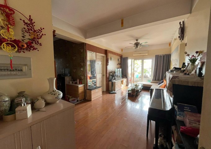 Bán chung cư thang máy CT18 Happy House Việt Hưng-Long Biên-95m 3n2wc tầng cao-sẵn sổ-giá 4.75 tỷ (bao phí)