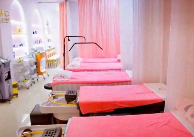 SANG GẤP & HOẶC SHARE MẶT BẰNG CHO THUÊ SPA LÀM ĐẸP ĐẦU TƯ FULL NỘI THẤT MỚI NGAY TRUNG TÂM QUẬN THỦ ĐỨC