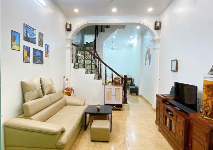 NGUYỄN PHÚC LAI NGÕ THÔNG KINH DOANH DT 42m2 4 tầng MT 3.5m Giá 12.6 tỷ